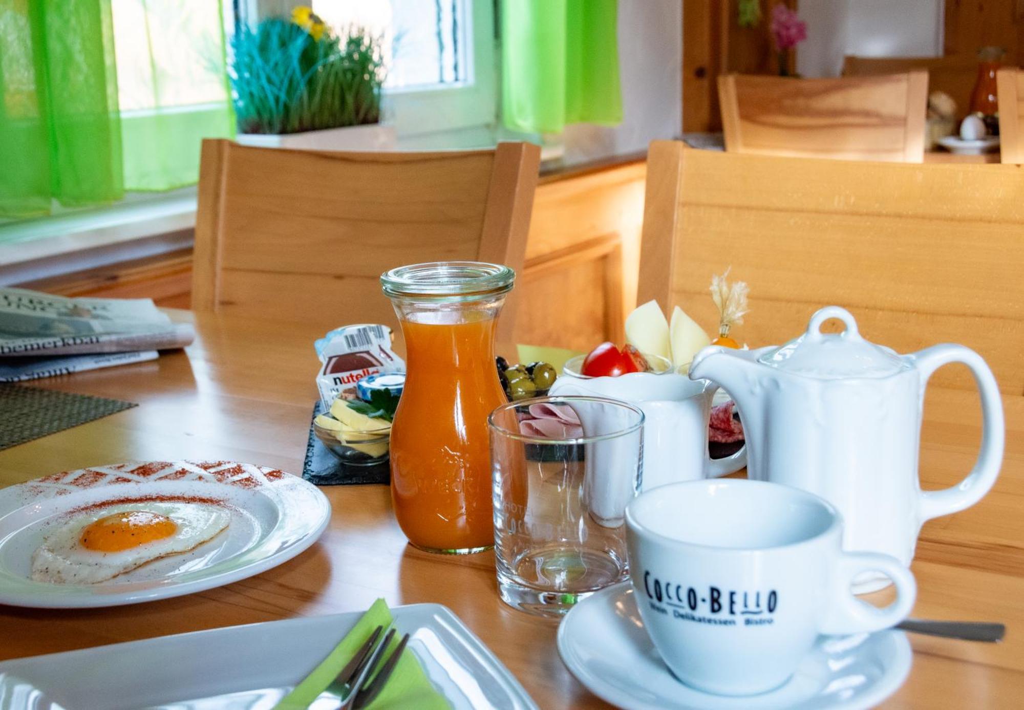 Hotel-Cocco-Bello In Der Villa Foret لودفيغسبرغ المظهر الخارجي الصورة